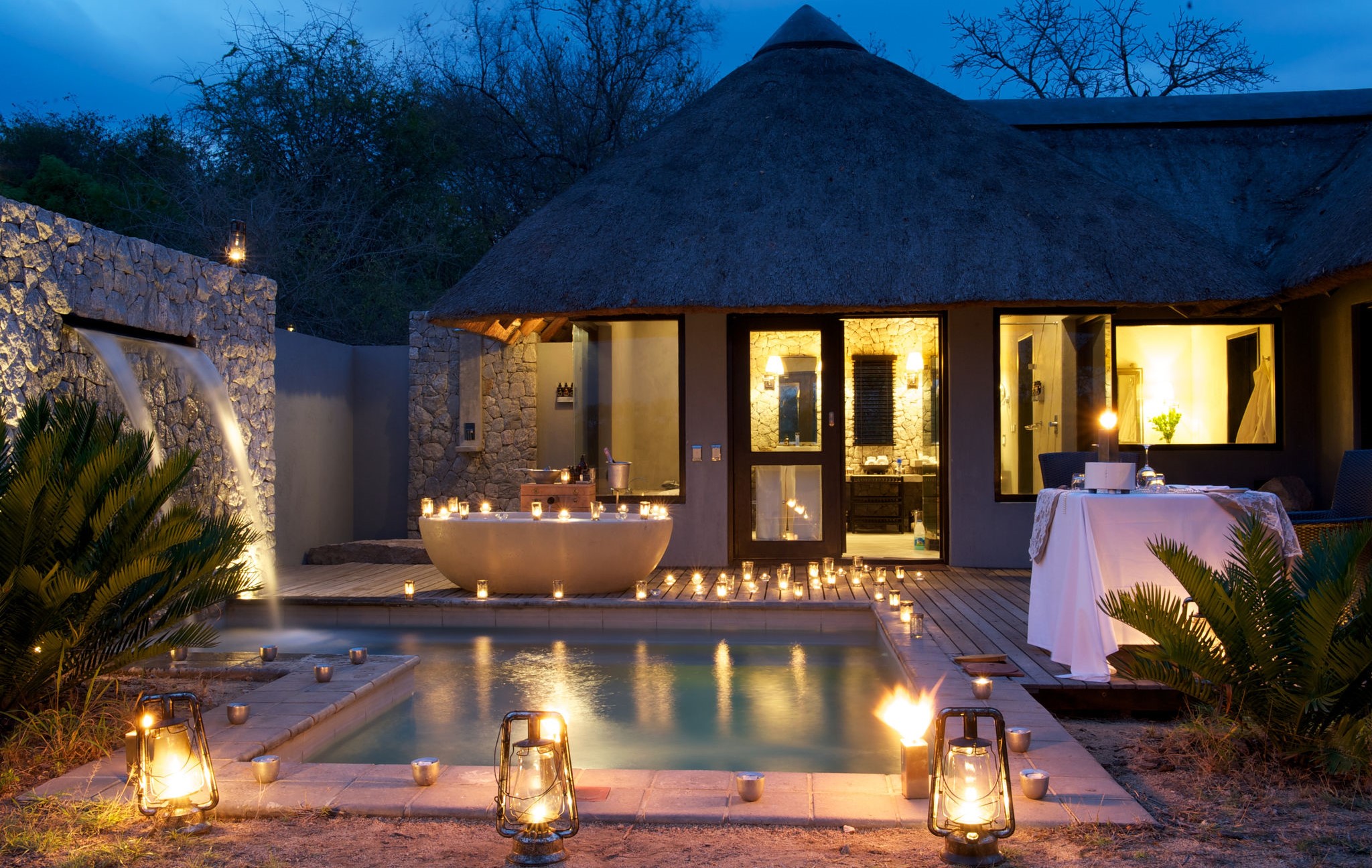 londolozi-private-granite-rooms-suite-deck-plunge-pool-01 Londolozi Private Granite Suites outdoor bath