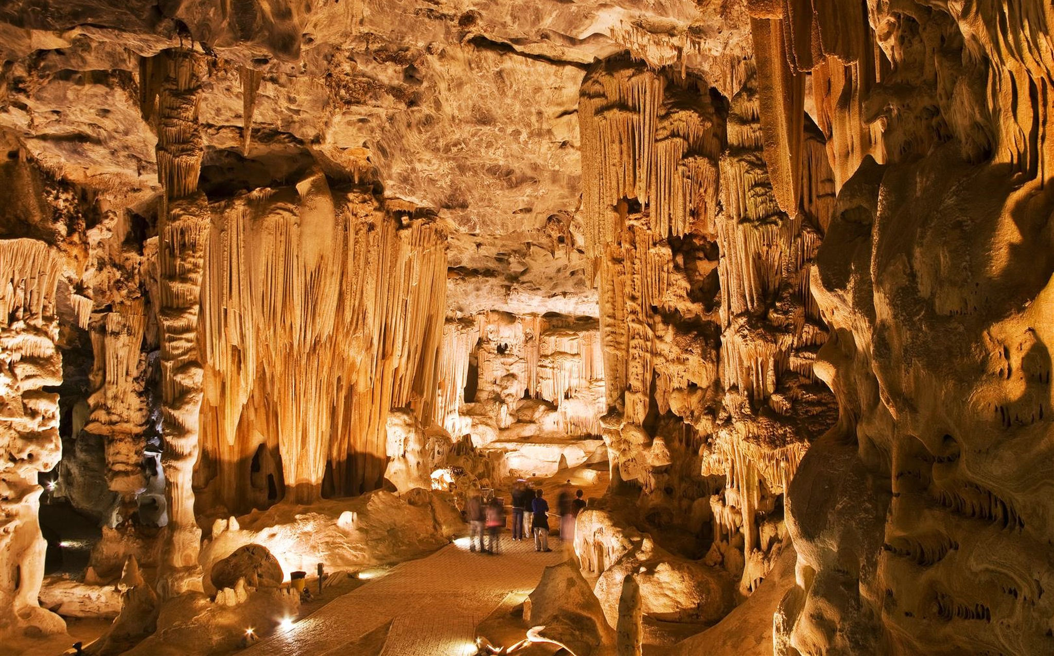 cango-caves-oudsthoorn Las cuevas de Cango en Oudsthoorn